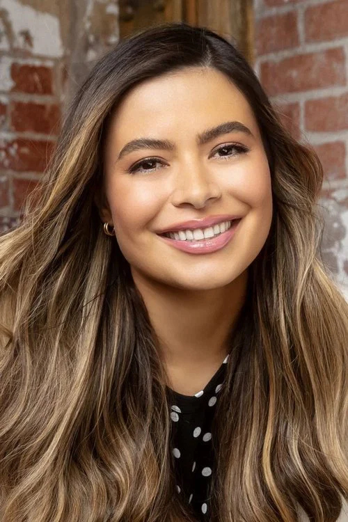Photo of Miranda Cosgrove