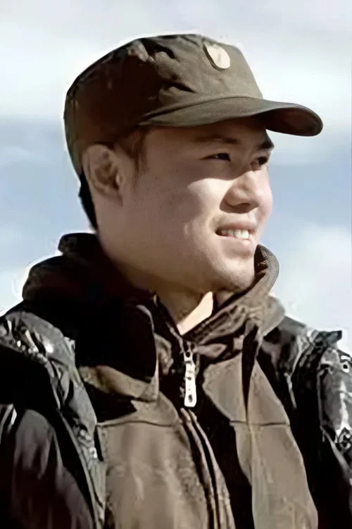 Photo of Yizeng Liu