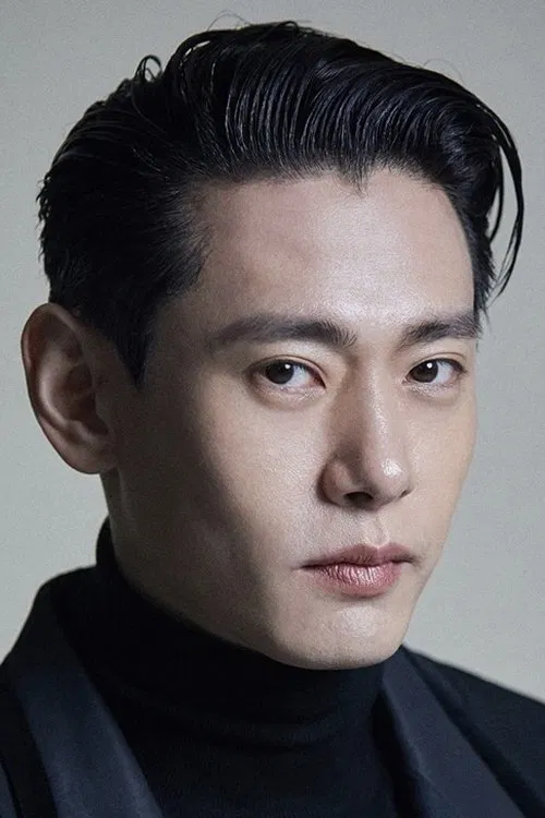 Photo of Teo Yoo