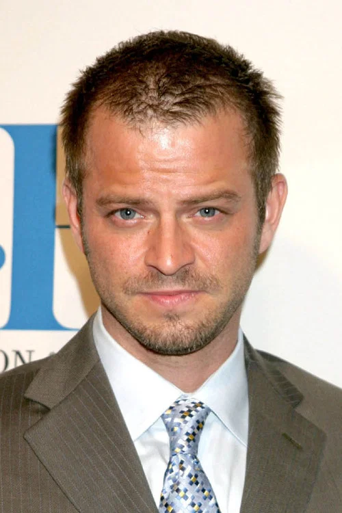 Photo of Carmine Giovinazzo