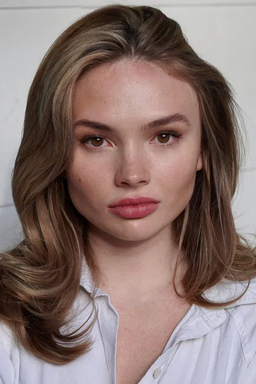 Photo of Natalie Alyn Lind