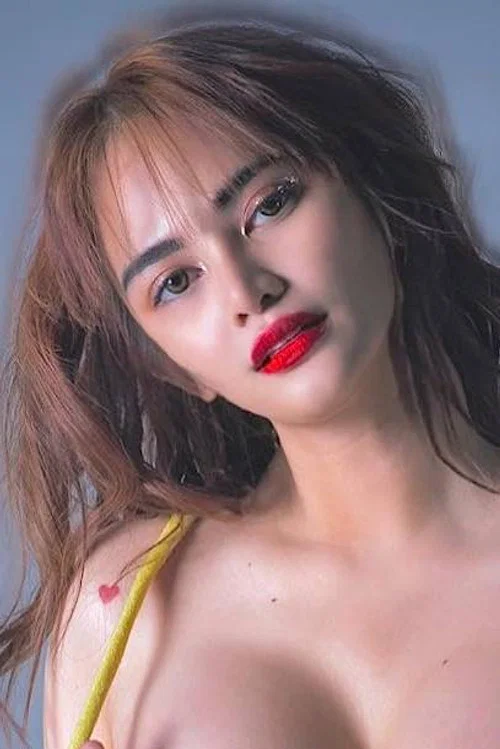 Photo of Amanda Avecilla
