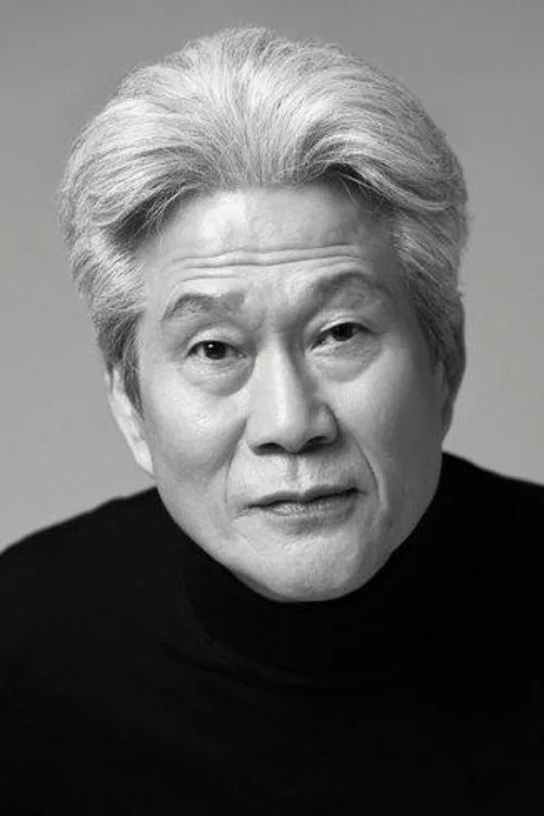 Photo of Lee Do-gyeong