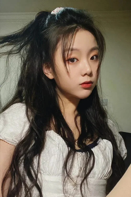 Photo of Yiwen Sun