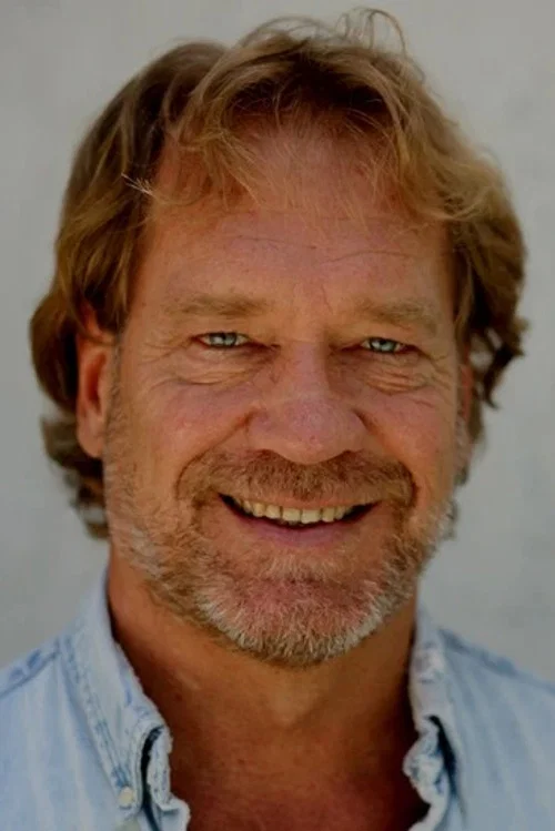 Photo of Dennis Hayden