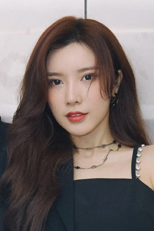 Photo of Flora Dai
