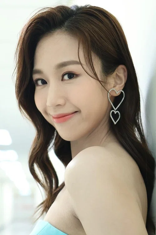 Photo of Roxanne Ho Pui-Ga