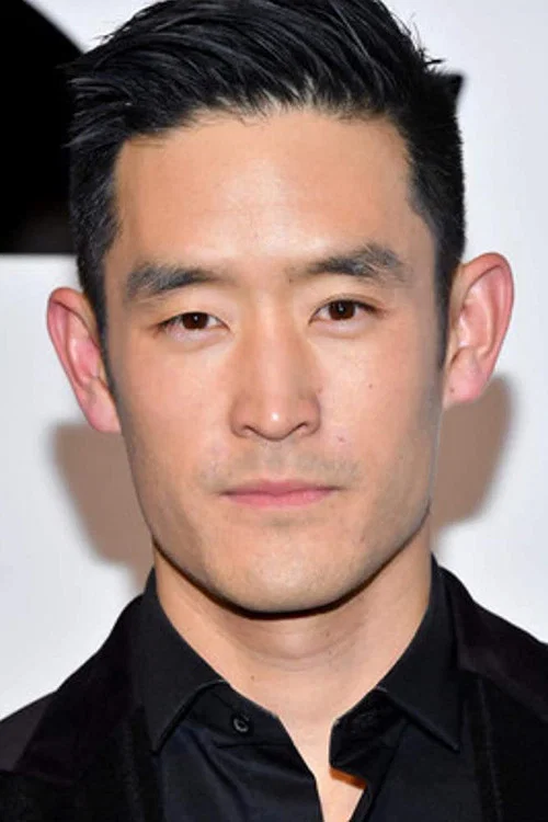 Photo of Mike Moh