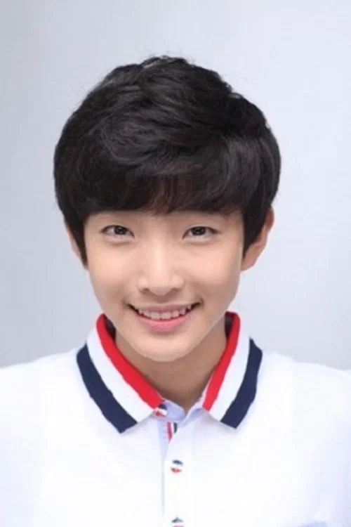 Photo of Park Shi Jin