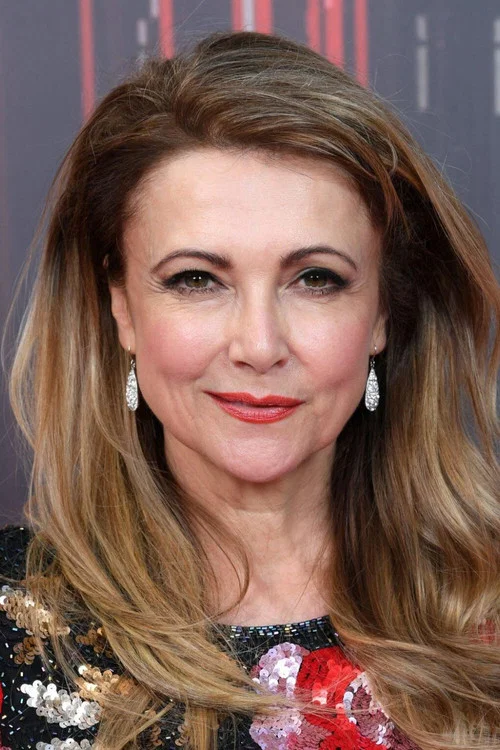 Photo of Emma Samms