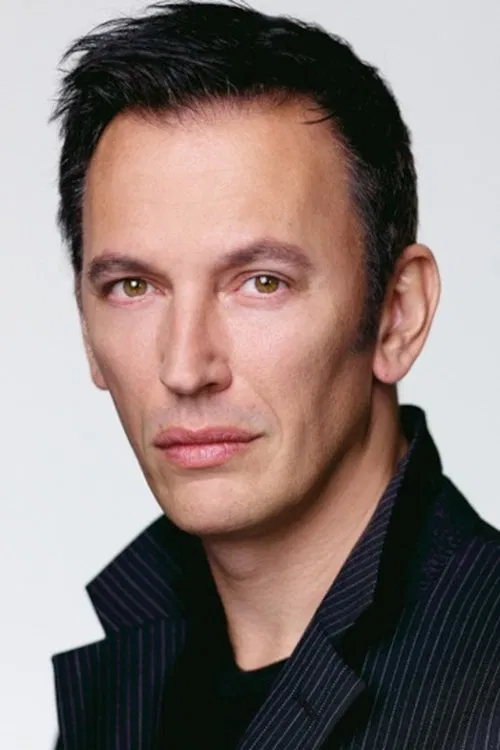 Photo of Steve Valentine