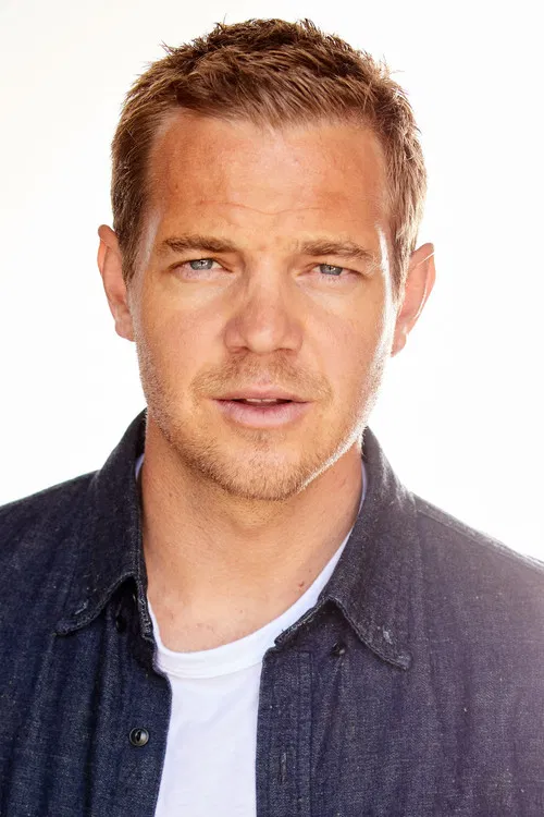 Photo of Taylor Handley